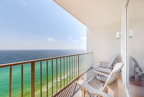 Property grounds - Jan Specials! Beautiful Condo! (Panama City Beach)