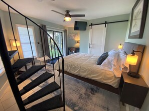 2 bedrooms, desk, free WiFi, bed sheets