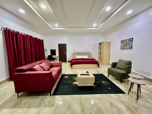 1 多间卧室、办公桌、熨斗/熨衣板、免费 WiFi