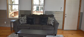 Cozy Canton Cottage-3 Bedroom/2 Bath-sleeps 8. 8 mi from 1st Monday Trade Days