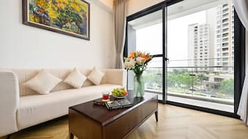 Premier Apartment, 2 Bedrooms | Living area | TV
