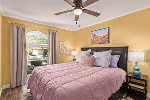 3 habitaciones, escritorio, tabla de planchar con plancha y wifi gratis