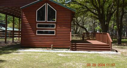 Lil' Cabin In The Woods