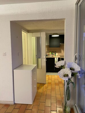 Interior - Joli T3 vue mer Avec Piscine et Tennis à 5 min à Pieds des Calanques et Plages! (Bandol)