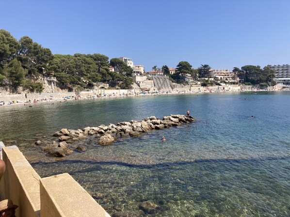 Beach - Joli T3 vue mer Avec Piscine et Tennis à 5 min à Pieds des Calanques et Plages! (Bandol)
