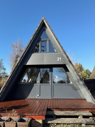 Ferienhaus mit See- und Bergblick in Perfekter Lage