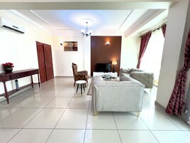 Televisión de pantalla plana