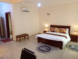 3 habitaciones, ropa de cama de alta calidad y decoración personalizada 