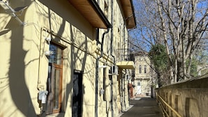 Unclassified image, 2 of 217, button - The Loft Gara de Nord (Bucharest)