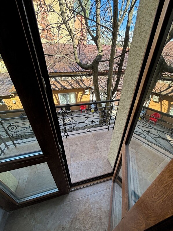 City Apartment | Terrace/patio - The Loft Gara de Nord (Bucharest)