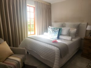 6 habitaciones, tabla de planchar con plancha y wifi gratis 