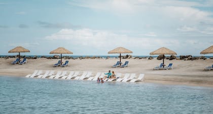 Ordovician Beach Resort