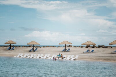 Ordovician Beach Resort