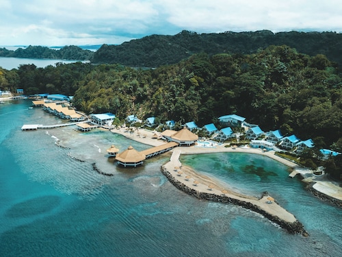 Ordovician Beach Resort