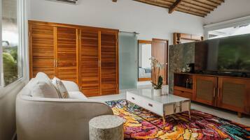 Luxury Suite | 1 bedroom, Egyptian cotton sheets, premium bedding, pillow-top beds
