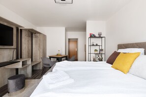 1 chambre, fer et planche à repasser, Wi-Fi, draps fournis