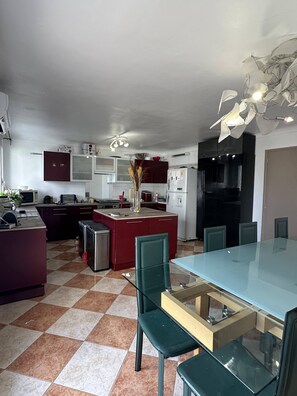 Dining - 10 Mètres De La Plage Avec Piscine Et Jardin (Frontignan)