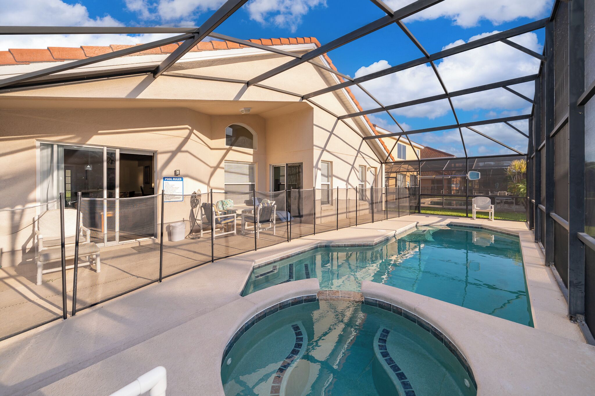 Piscine extérieure, piscine chauffée