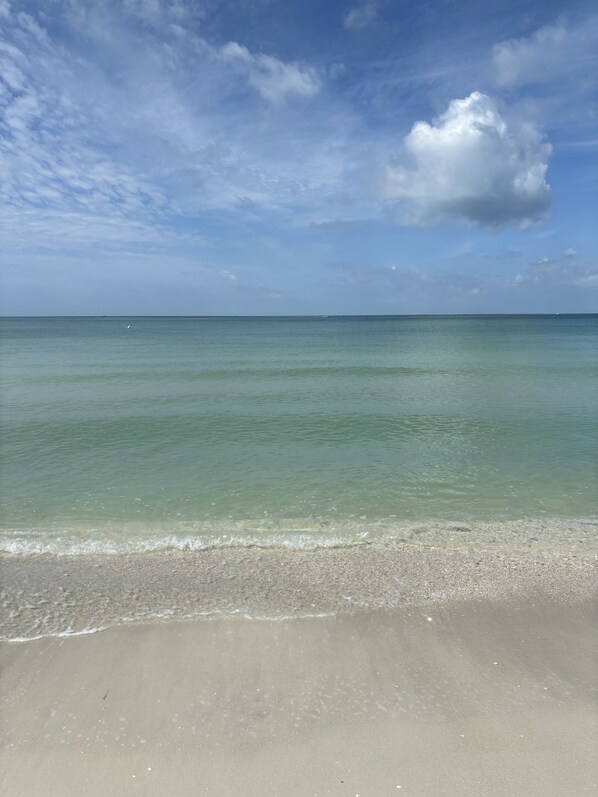 Liegestühle, Strandtücher