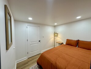 1 bedroom, desk, iron/ironing board, free WiFi