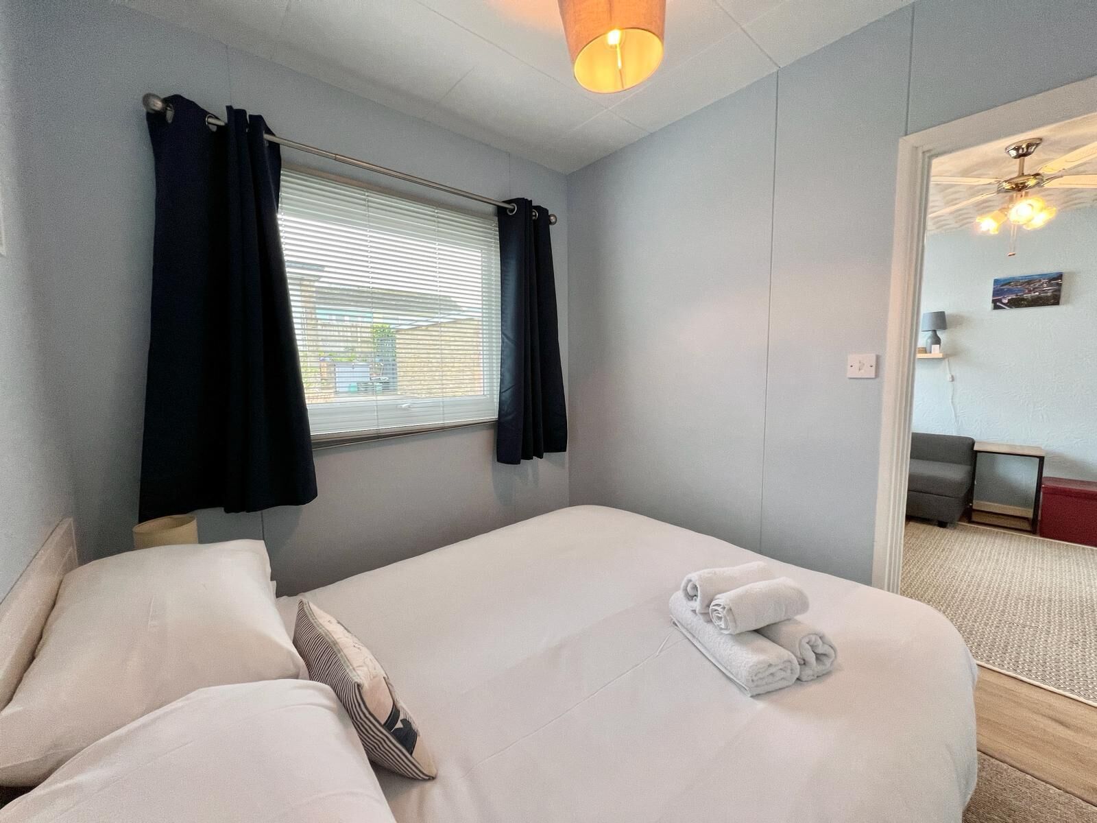 2 chambres, fer et planche à repasser, lit parapluie, Wi-Fi gratuit