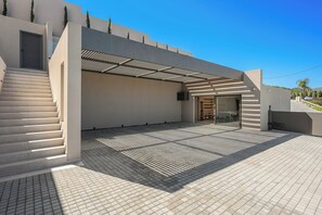 Exterior - Kyma Majo Luxury Sea View Villa 6-Bedroom with Gym,Sauna,Heated Private Pool (Malevizi)