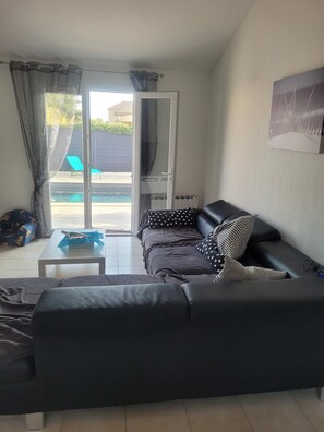 Living area - Maison Avec Piscine mer a Pieds (Sanary-sur-Mer)