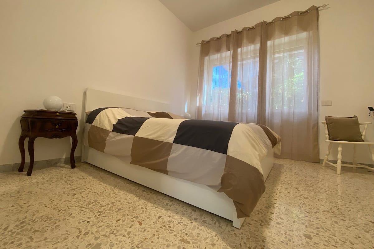 1 habitación, ropa de cama de alta calidad, wifi gratis y ropa de cama
