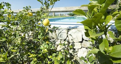 Tenuta busulmone Noto villa e piscina
