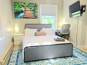 5 habitaciones, tabla de planchar con plancha, wifi y ropa de cama 