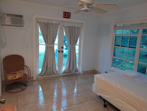 Habitación básica doble, 2 habitaciones | Tabla de planchar con plancha y wifi gratis