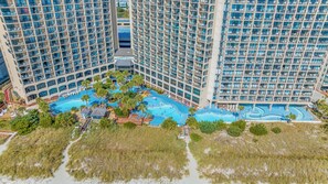 Exterior - Luxury Ocean Front by Barefoot Landing - Great Resort w/tons of amenities! (North Myrtle Beach)