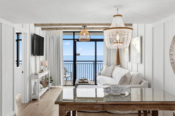 Smart TV - Luxury Ocean Front by Barefoot Landing - Great Resort w/tons of amenities! (North Myrtle Beach)