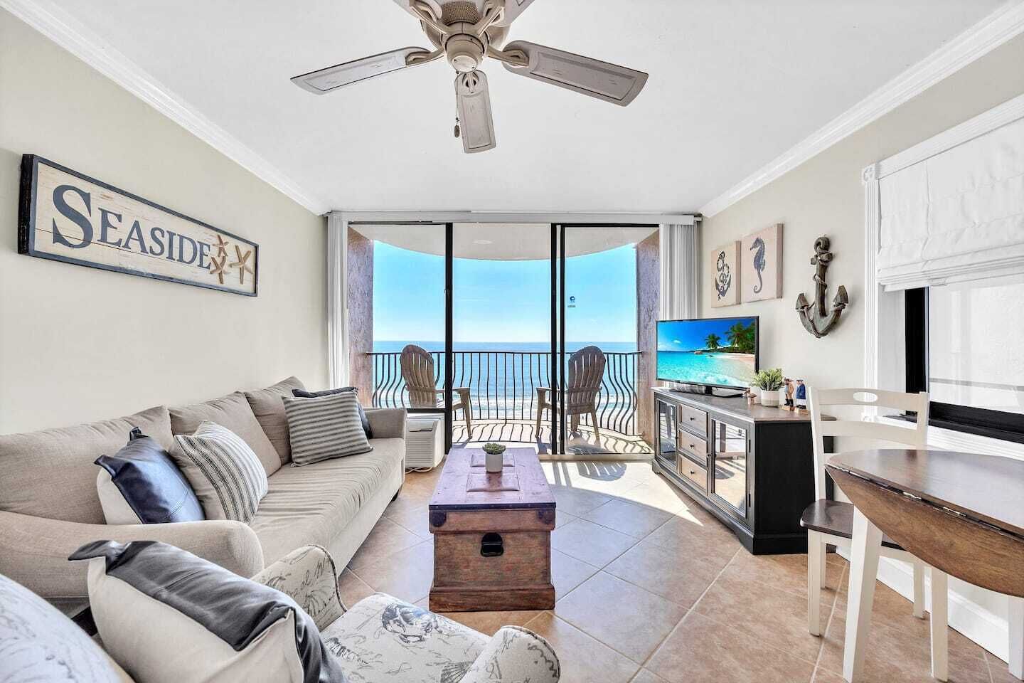 Direct Ocean Front w/washer and dryer!