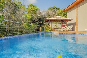 Piscina externa