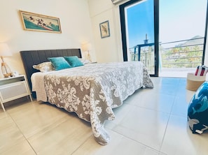 2 chambres, fer et planche Ă repasser, Wi-Fi, draps fournis