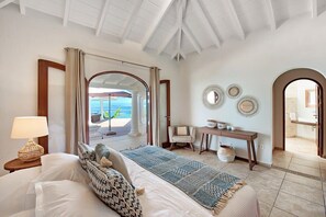 4 soverom, strykejern/-brett, wi-fi og sengetøy