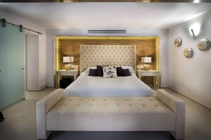 6 bedrooms, iron/ironing board, WiFi