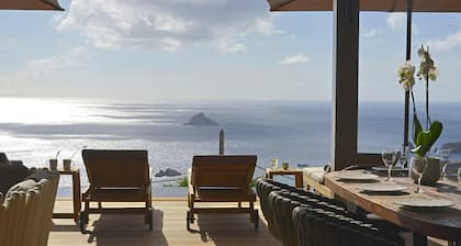 Beautiful newly built 4 bedroom villa in the heights of Lurin