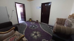 Design Room, Mountain View | Living area - Pyramids Hotel (Giza)