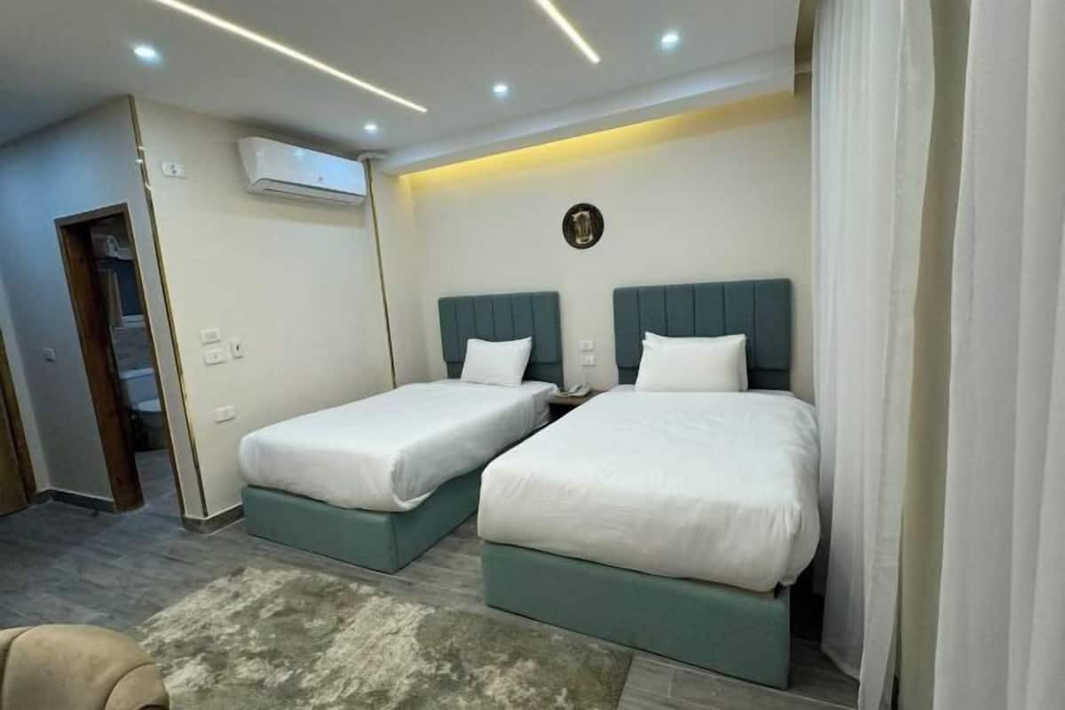 In-room safe, blackout curtains, soundproofing, iron/ironing board