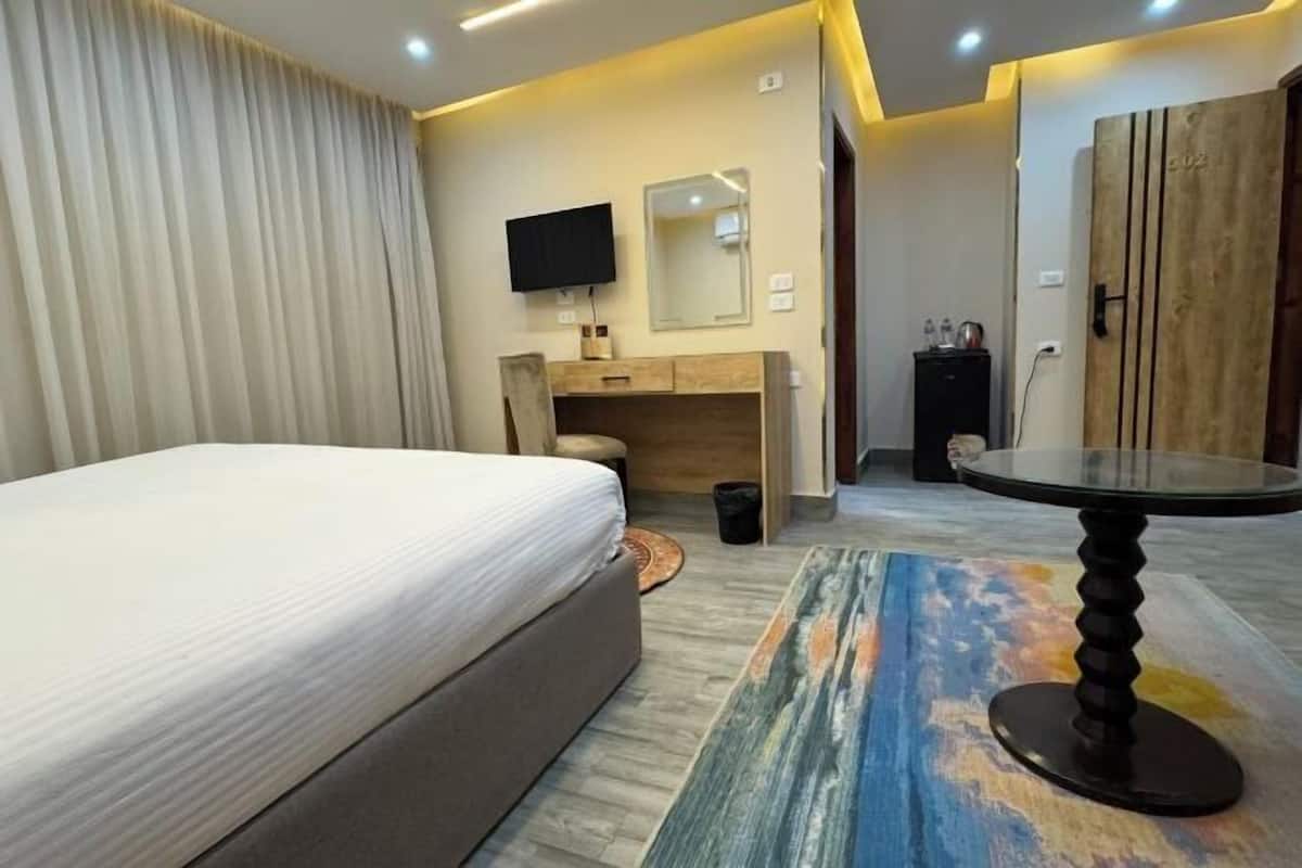 In-room safe, blackout curtains, soundproofing, iron/ironing board