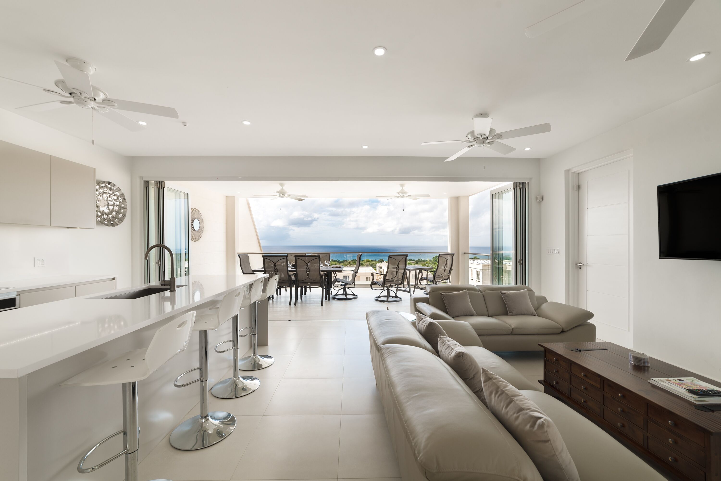 25 Westmoreland Hills | Modern Caribbean Villa With Spectacular Sunset Views - 바베이도스