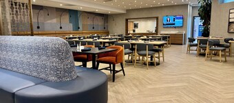 Candlewood Suites Burlington Conference Centre by IHG
