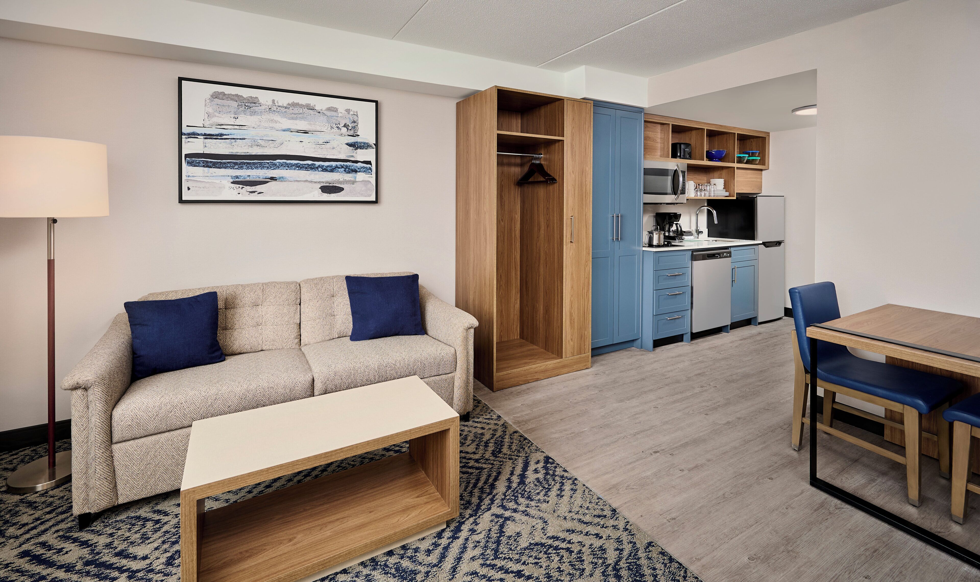 Suite, 1 Bedroom | Desk, laptop workspace, iron/ironing board, WiFi (free)