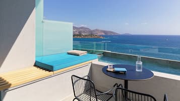 Suite, 1 Bedroom (Individual Plunge Pool) | Terrace/patio