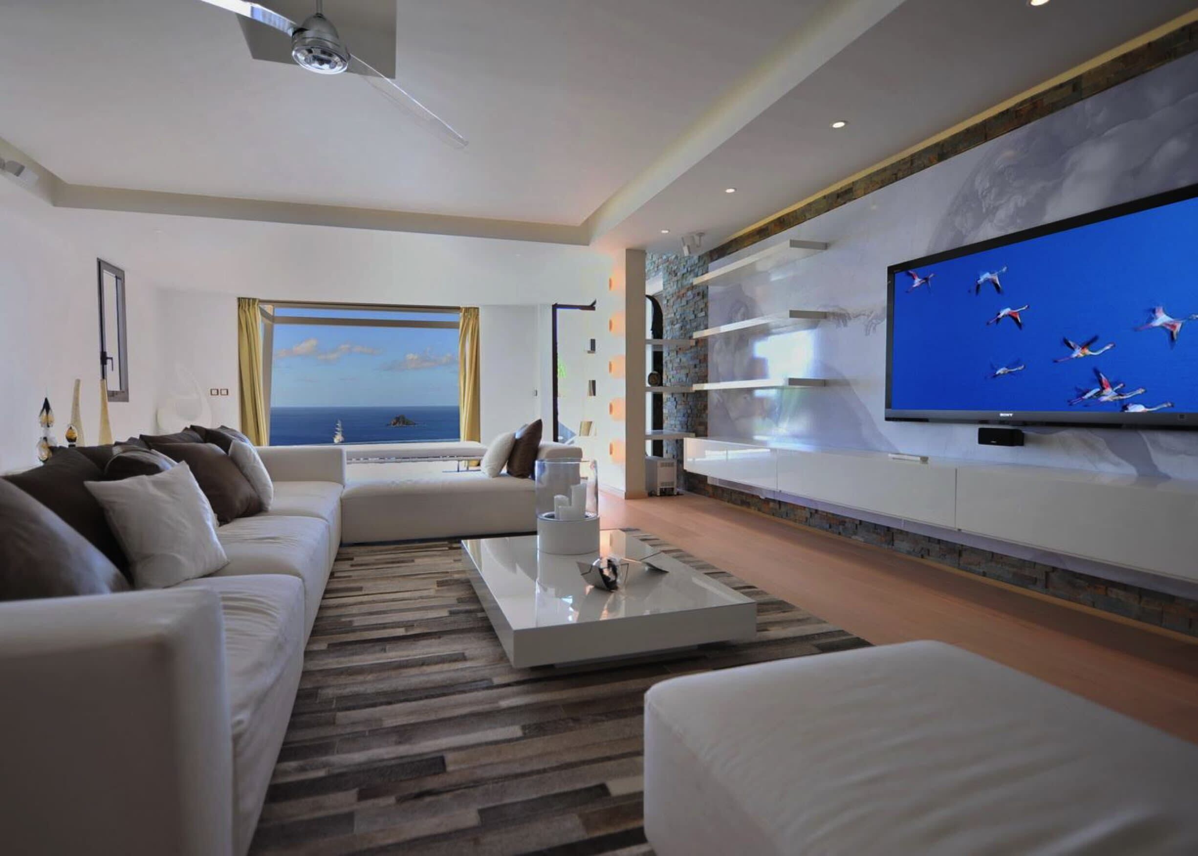 Beautiful 3 Bedroom Villa Located Within Minutes Of The Beach And Surrounded By Green Gardens - Saint-Barthélemy Island