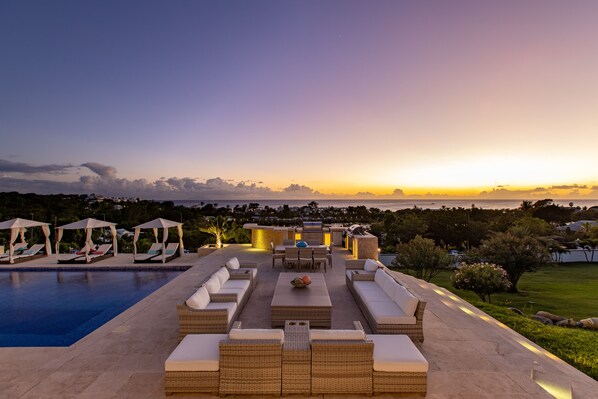 Pool - Newly 5 bedroom luxury villa with an amazing view with GYM and Tennis Court (Marigot)