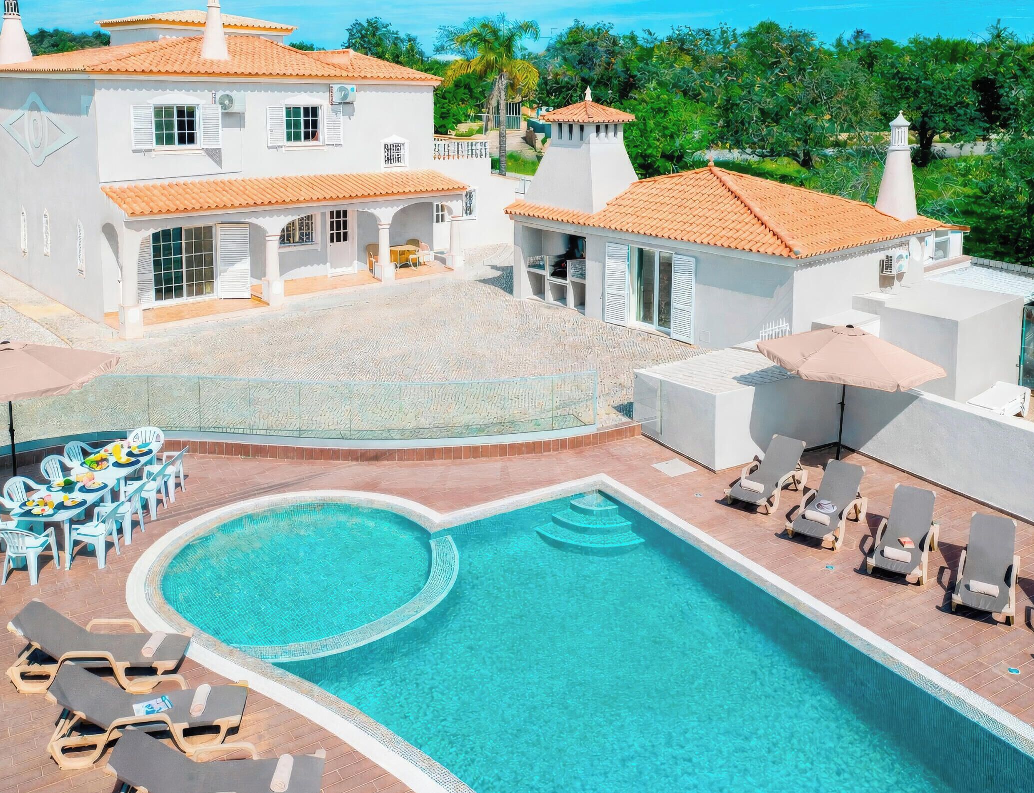 Piscina