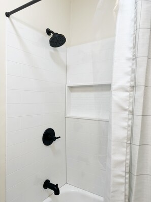 Hair dryer, towels, soap, shampoo - The Cardinal A / King 1BD/1BA Studio Apt (Evansville)
